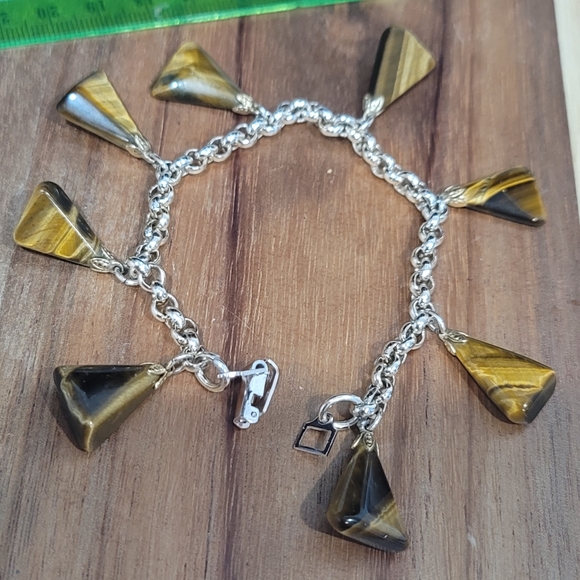 Jewelry - Tigers eye charm dangle brown yellow bracelet